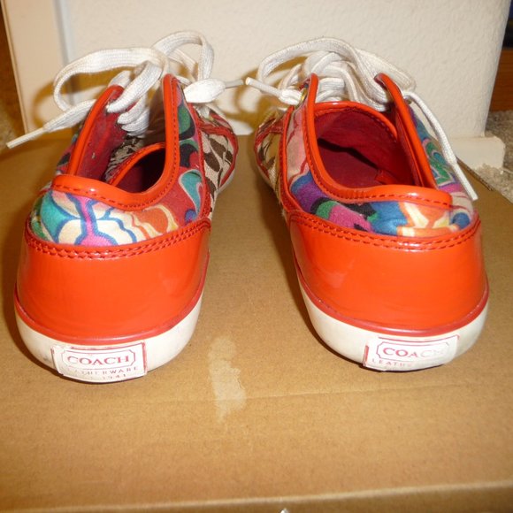 Genuine Coach Zorra Women's Size 6.5 Signature Fabric Lace Up Sneakers - Picture 5 of 12